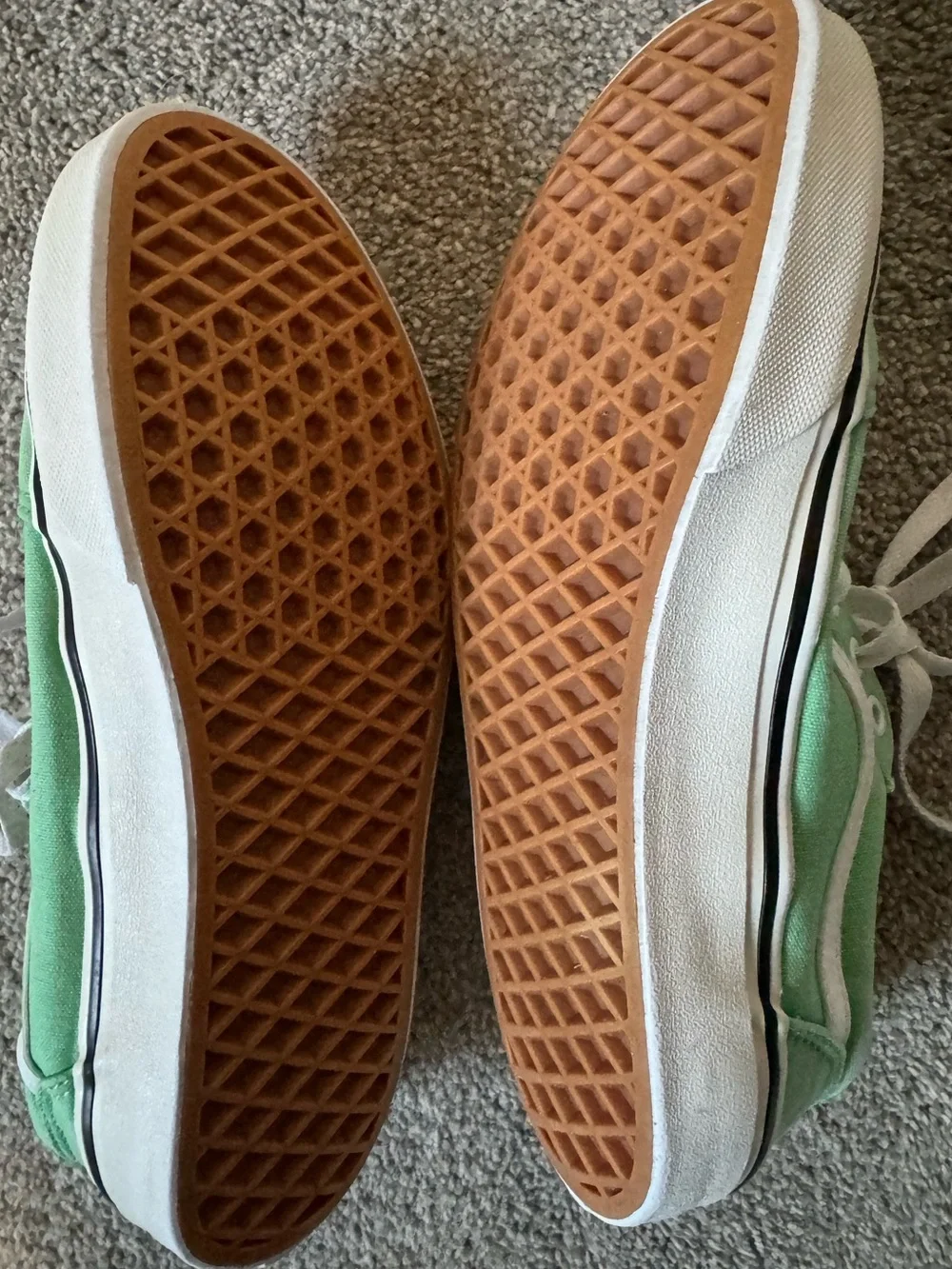 💚Vans Women’s Green Old Skool Low-Top Canvas Classic Skater Sneakers | 8.5